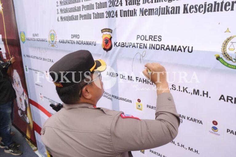 Kapolres Indramayu Tanda Tangani Deklarasi Pemilu 2024